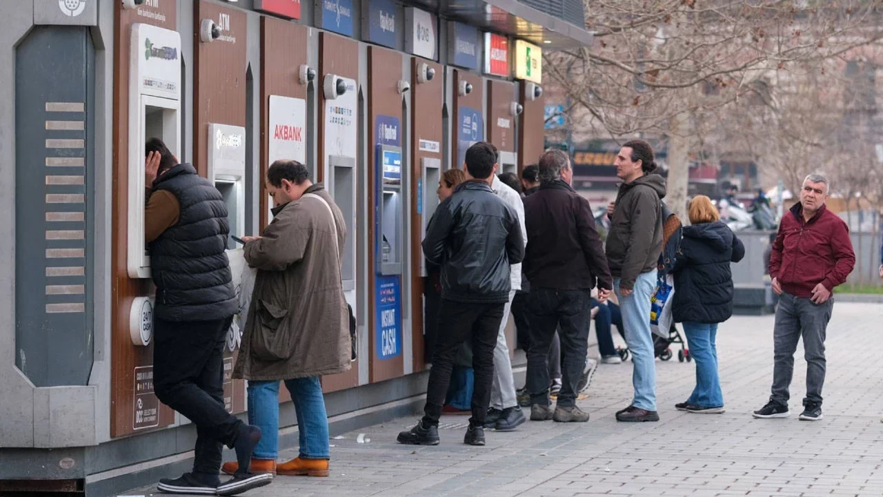 ATM'lerde yeni limitler belli oldu
