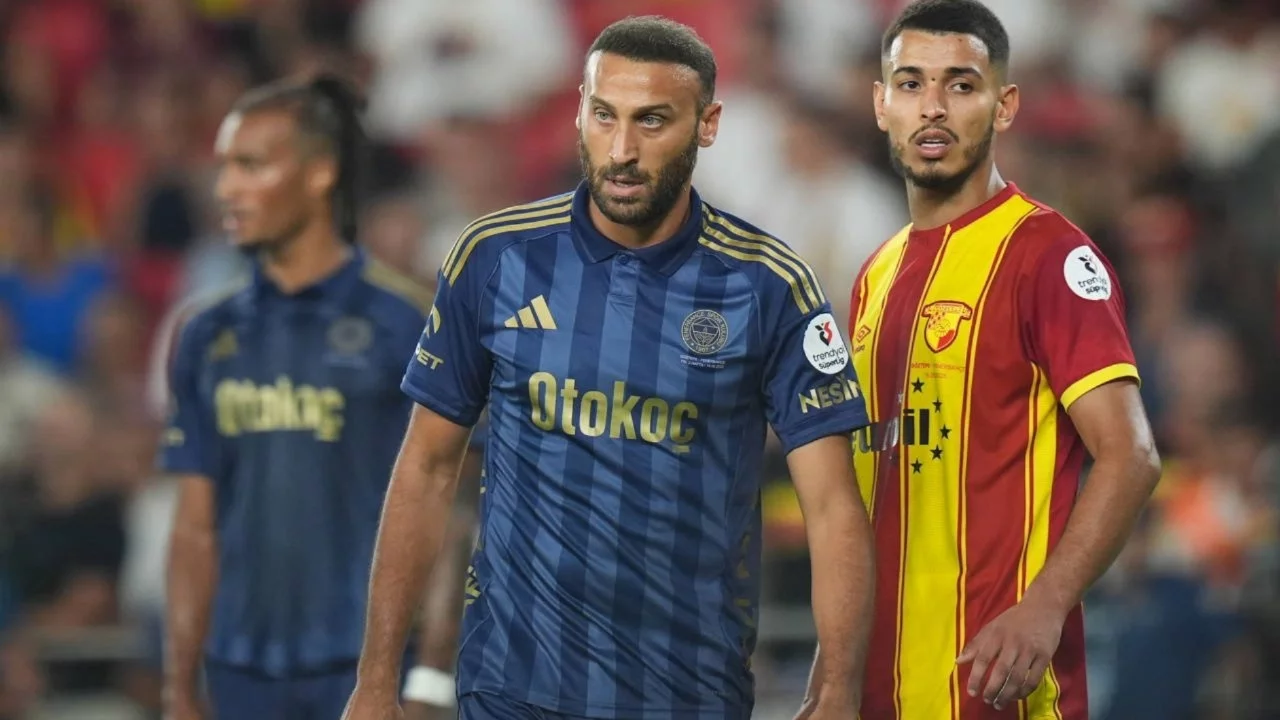 Cenk Tosun'dan Fenerbahçe kariyeriyle ilgili itiraf