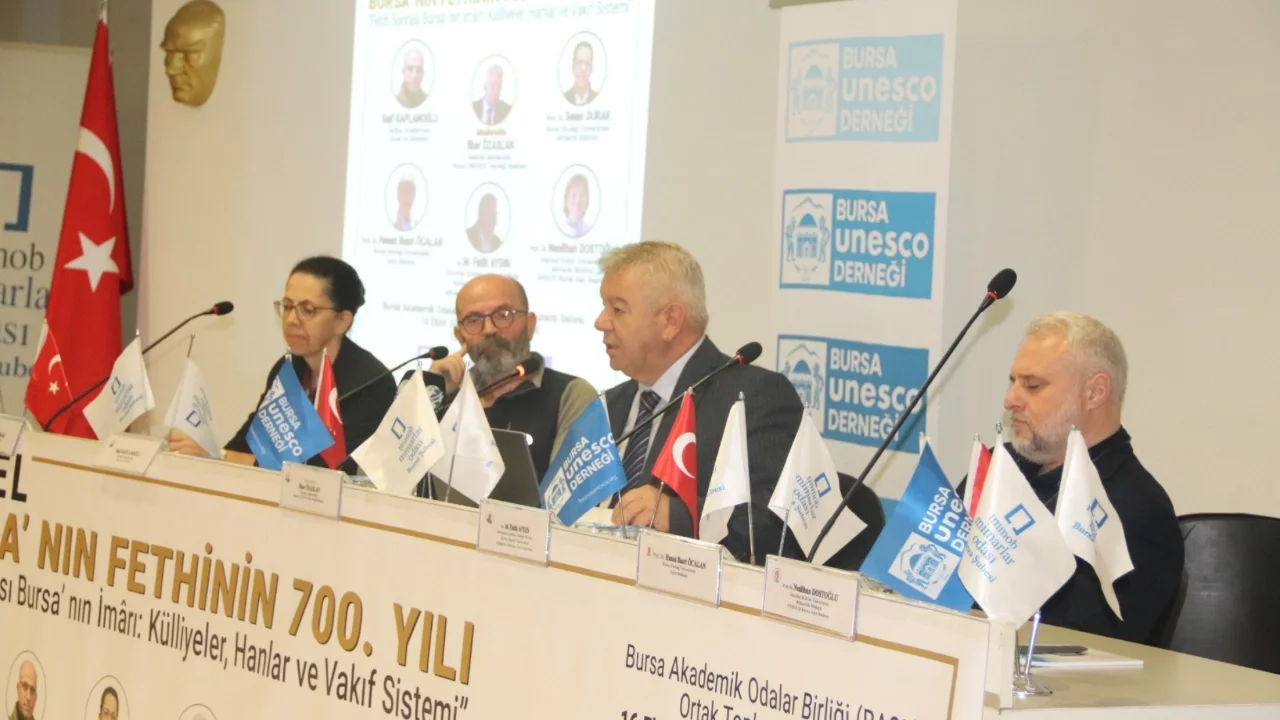 Bursa'nın 700 yıllık mirası konuşuldu: Külliyeler, hanlar ve vakıflar