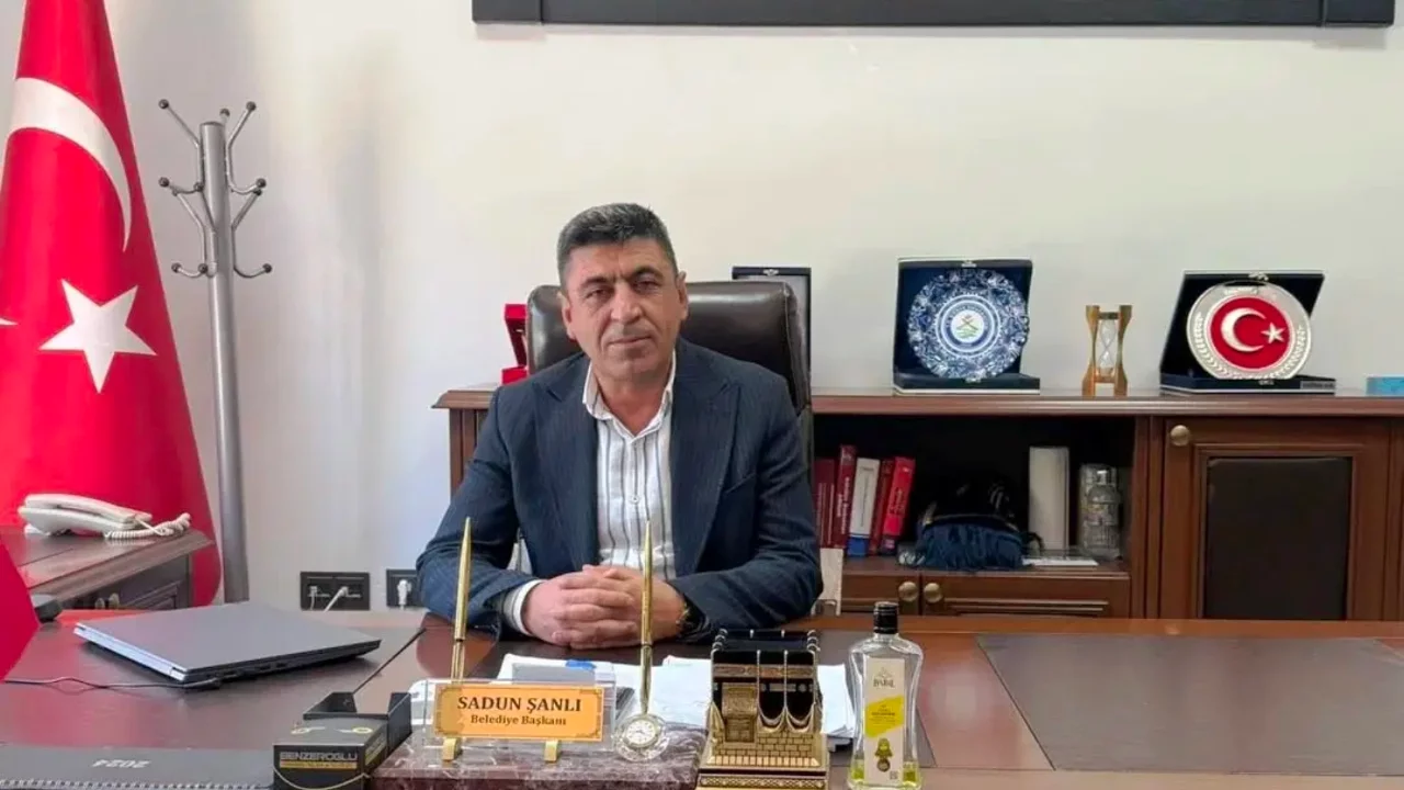 Kasrik Belediye Başkanı Sadun Şanlı CHP'den ayrıldı