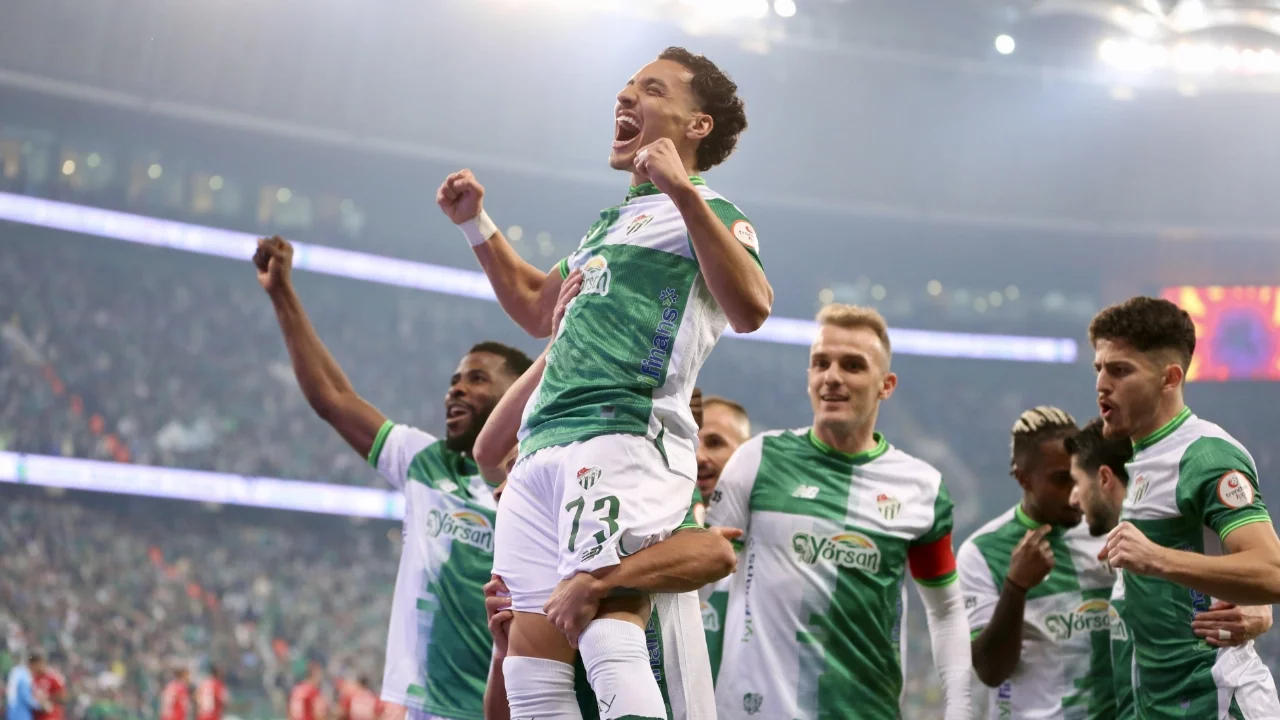 Bursaspor evinde galip!