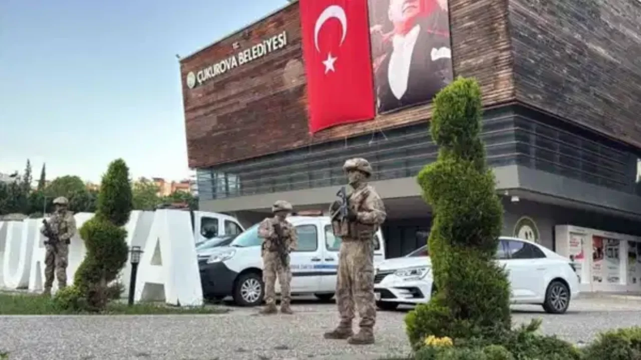 Çukurova Belediyesi'ne operasyon: Çok sayıda gözaltı kararı!