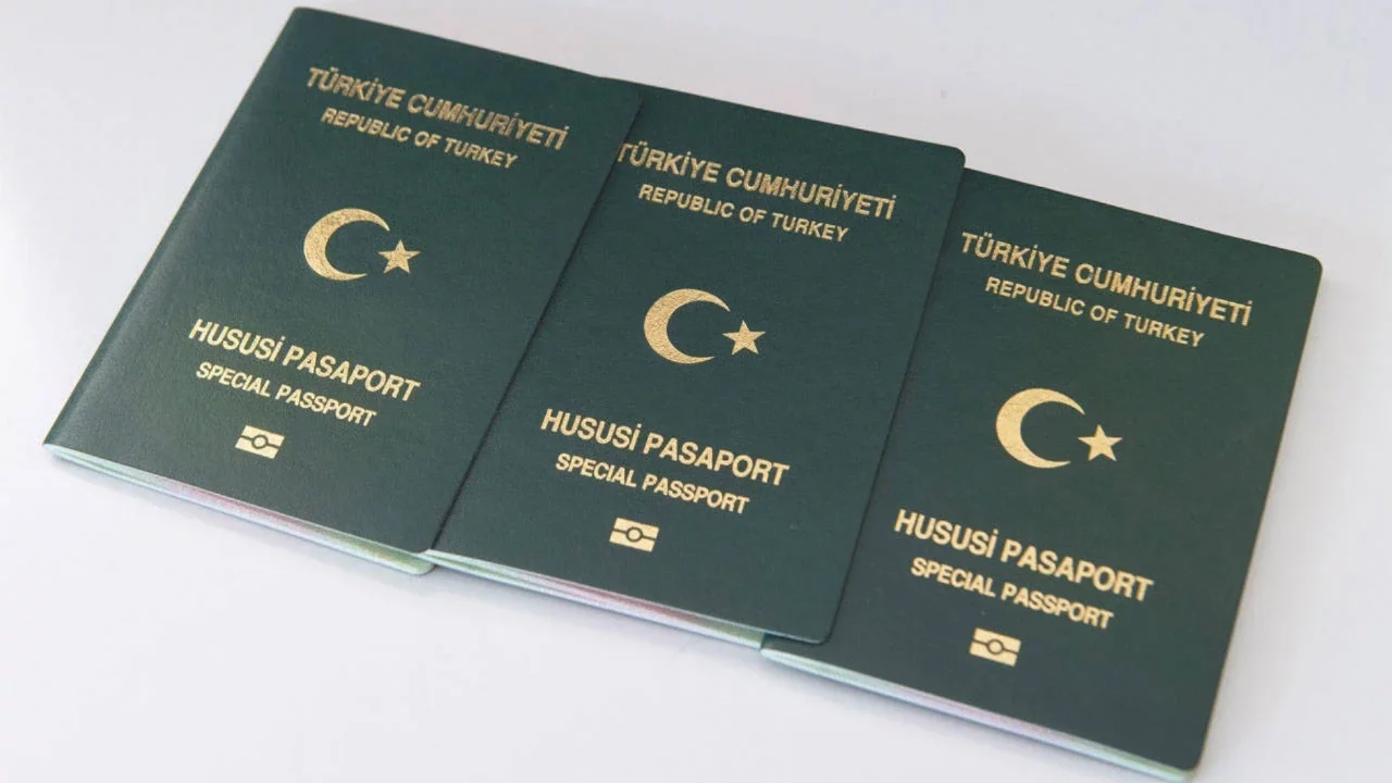 Almanya'da şaşırtan yeşil pasaport kararı: Havalimanından geri çevrildi