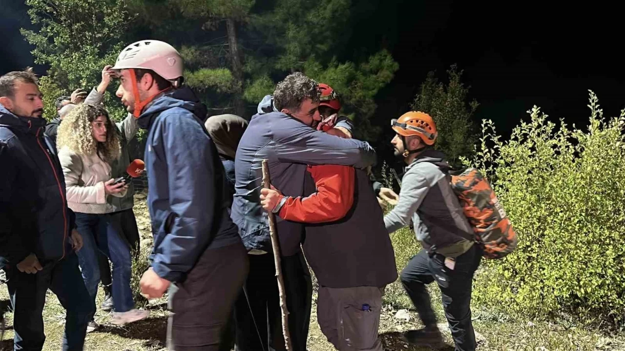 Isparta Yazılı Kanyon'da umutlu bekleyiş mutlu sonla bitti