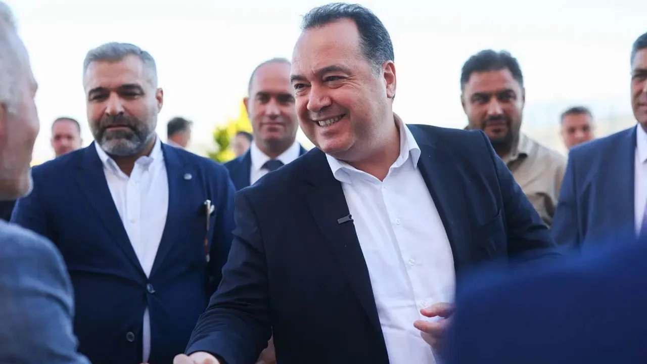 AK Parti'ye geçeceği iddialarıyla gündeme gelen Besim Dutlulu'dan açıklama