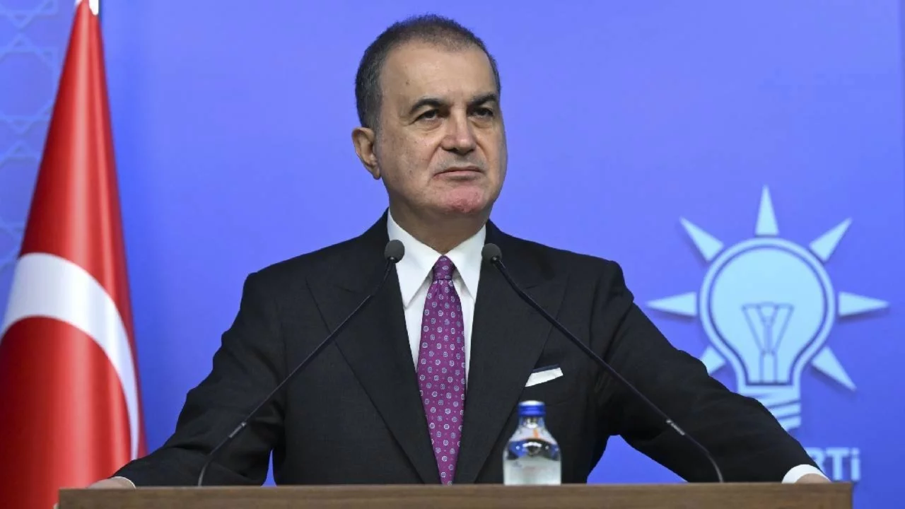 AK Parti Sözcüsü Çelik: "Fon dolandırıcısıyla yatırımcı vatandaşları birbirinden ayırıyoruz"
