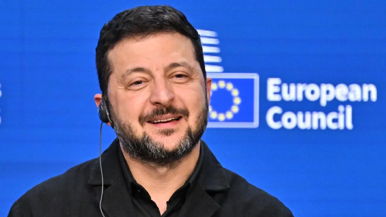Ukrayna Başkanı Zelenski'den tuhaf açıklama: "Rusya ile savaşı kaybetmiyoruz, insan kaybediyoruz"