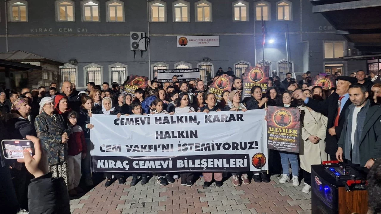 Esenyurt halkından Kıraç Cemevi için tahliye nöbeti