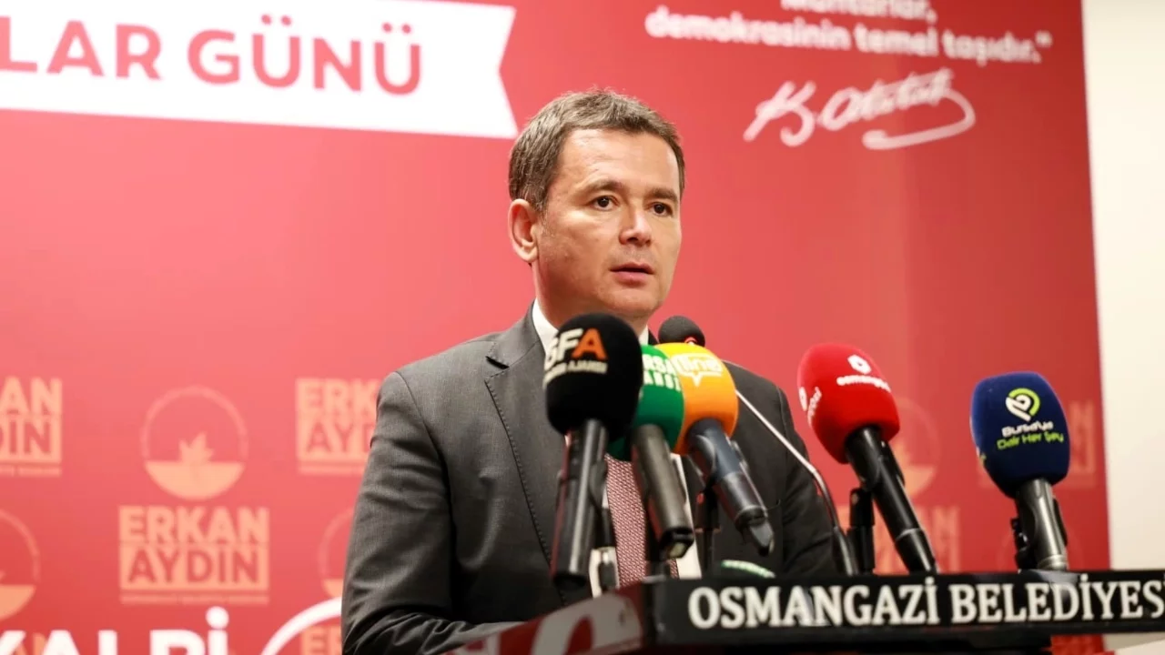 Osmangazi Belediye Başkanı Erkan Aydın'dan muhtarlarla güç birliği