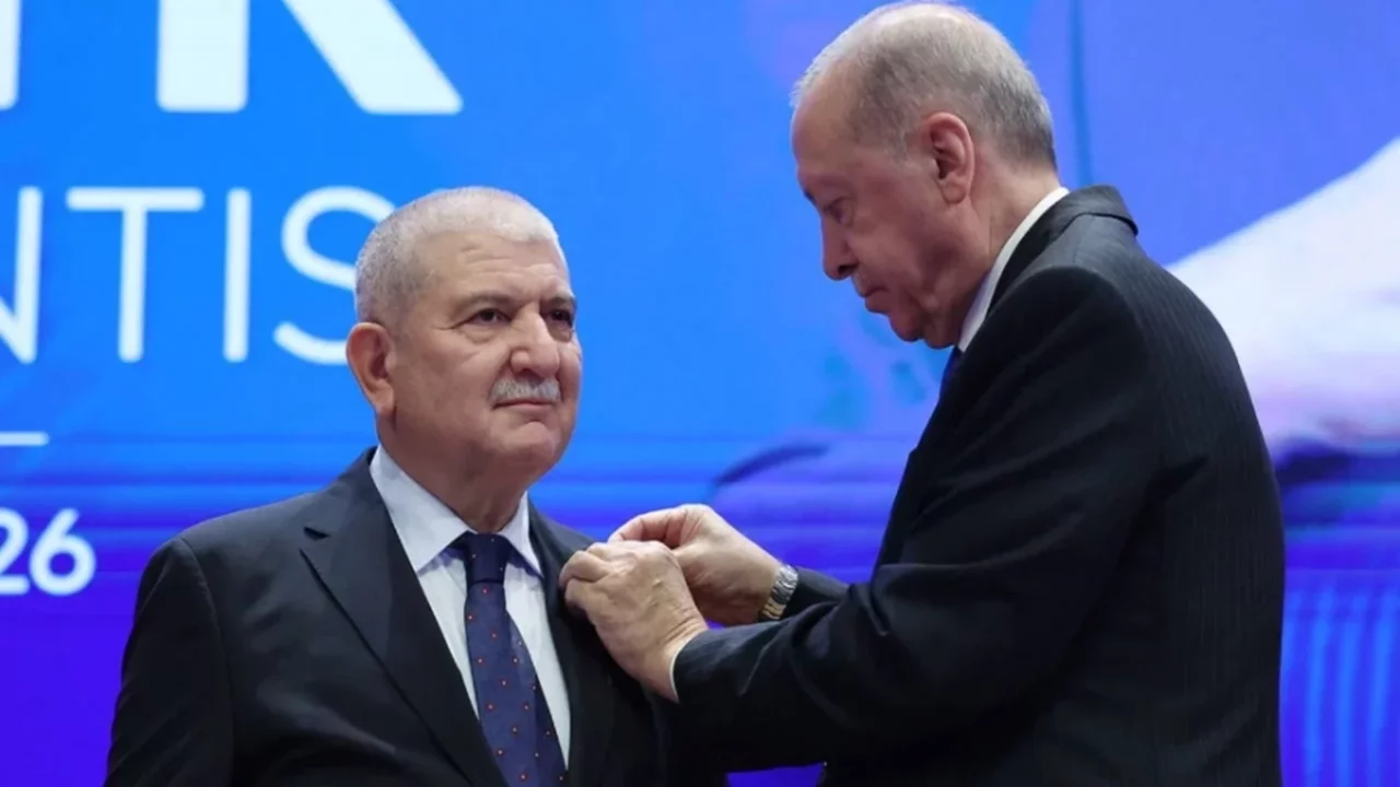 AK Parti'ye katılan Bursa Milletvekili Torun'dan 'DEM Parti' iddiasına yanıt