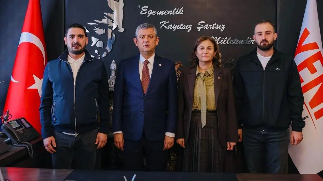Narin Güran'ın ailesinden  Özel'e ziyaret