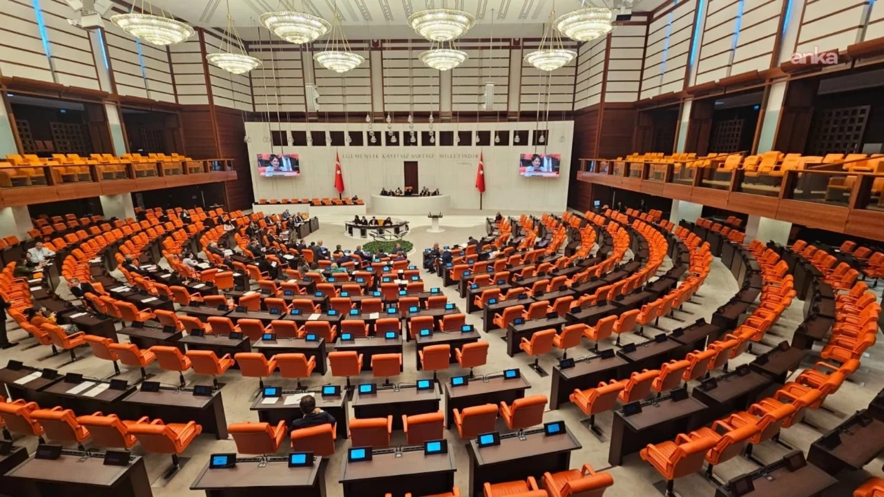 'Fon kanun teklifi' TBMM'de kabul edildi!