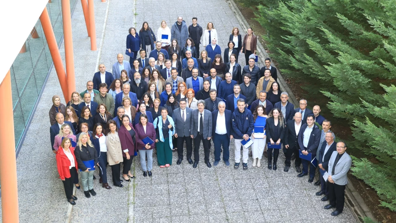 Bursa Uludağ Üniversitesi'de akademik başarı buluşmaları devam ediyor