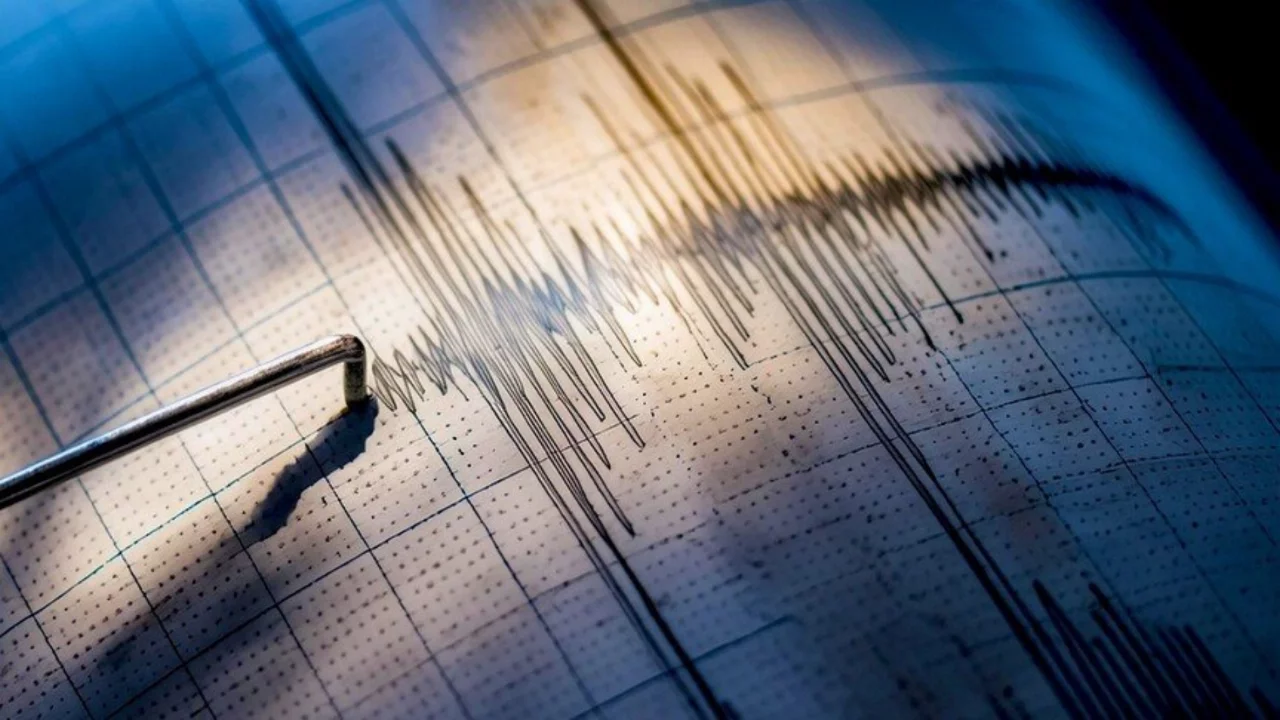 Tibet'te 7 büyüklüğünde deprem