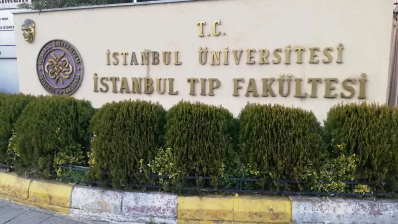 Çapa'da kadın tuvaletinde sapık paniği