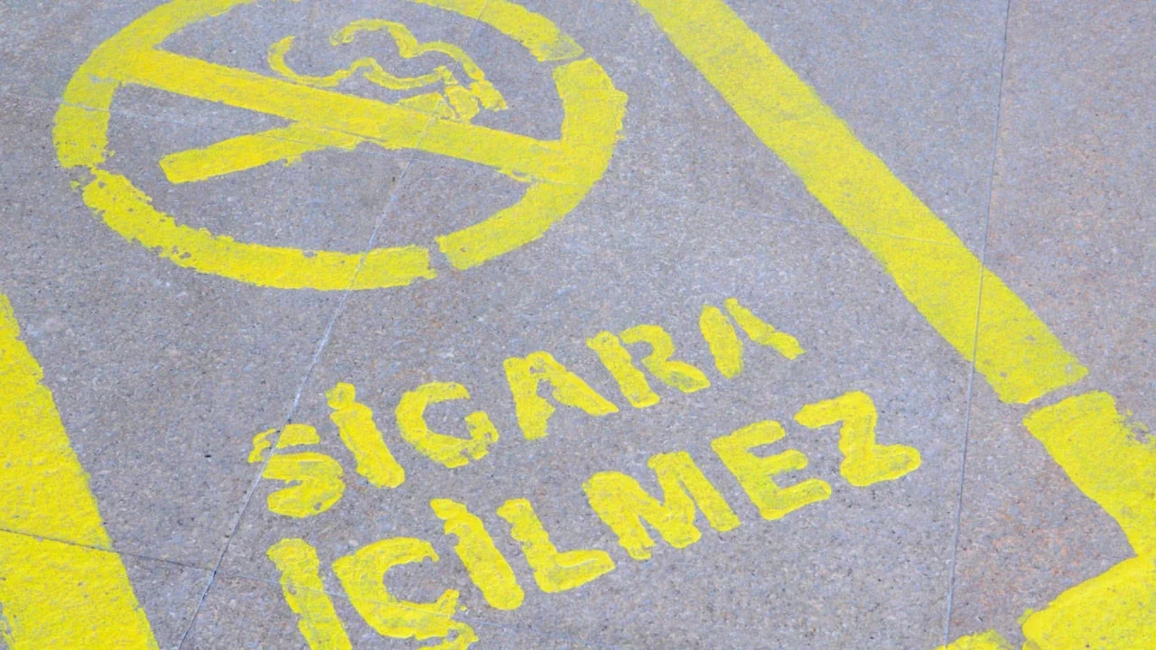 Çalışmalar sürüyor: Sigara içilen alanlar yeniden tanımlanacak