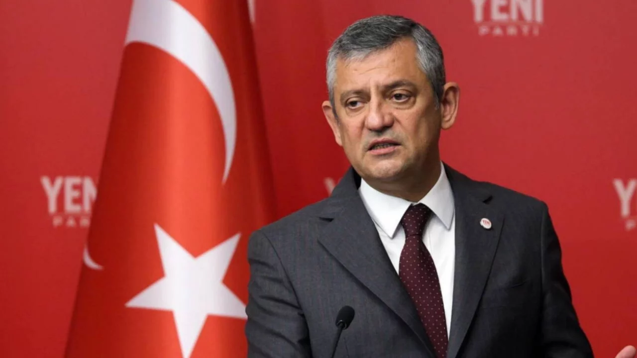Özgür Özel'den maden faciasına tepki: 'Kolay ölümler ülkesi olmak istemiyoruz'