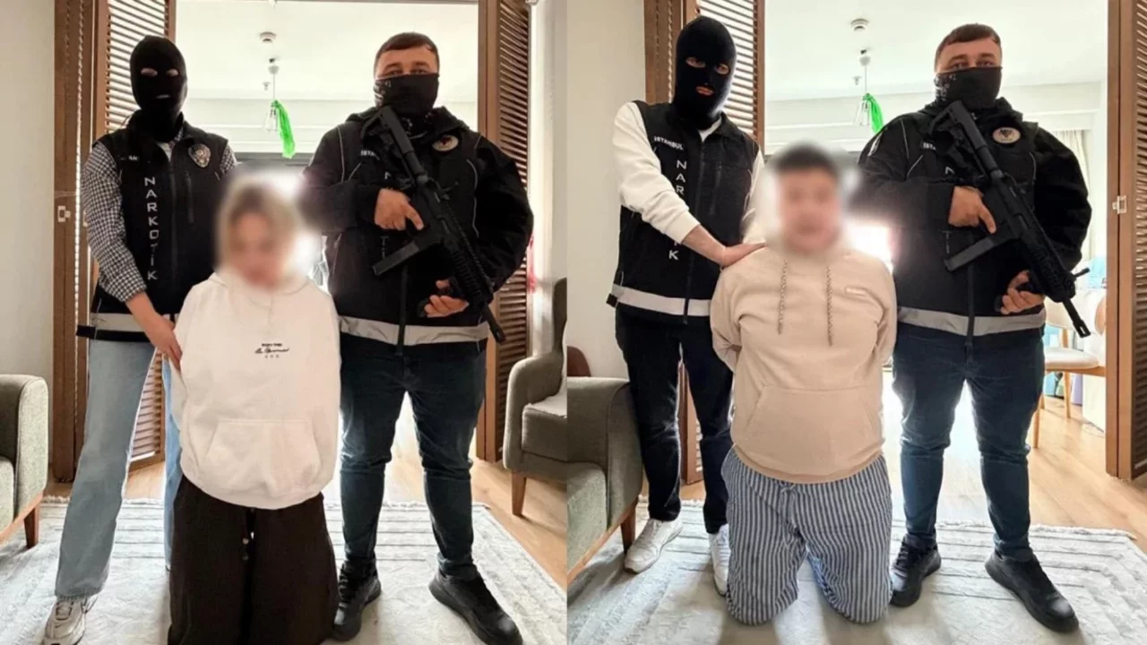 İstanbul'da mavi bültenle aranan 2 şüpheli yakalandı