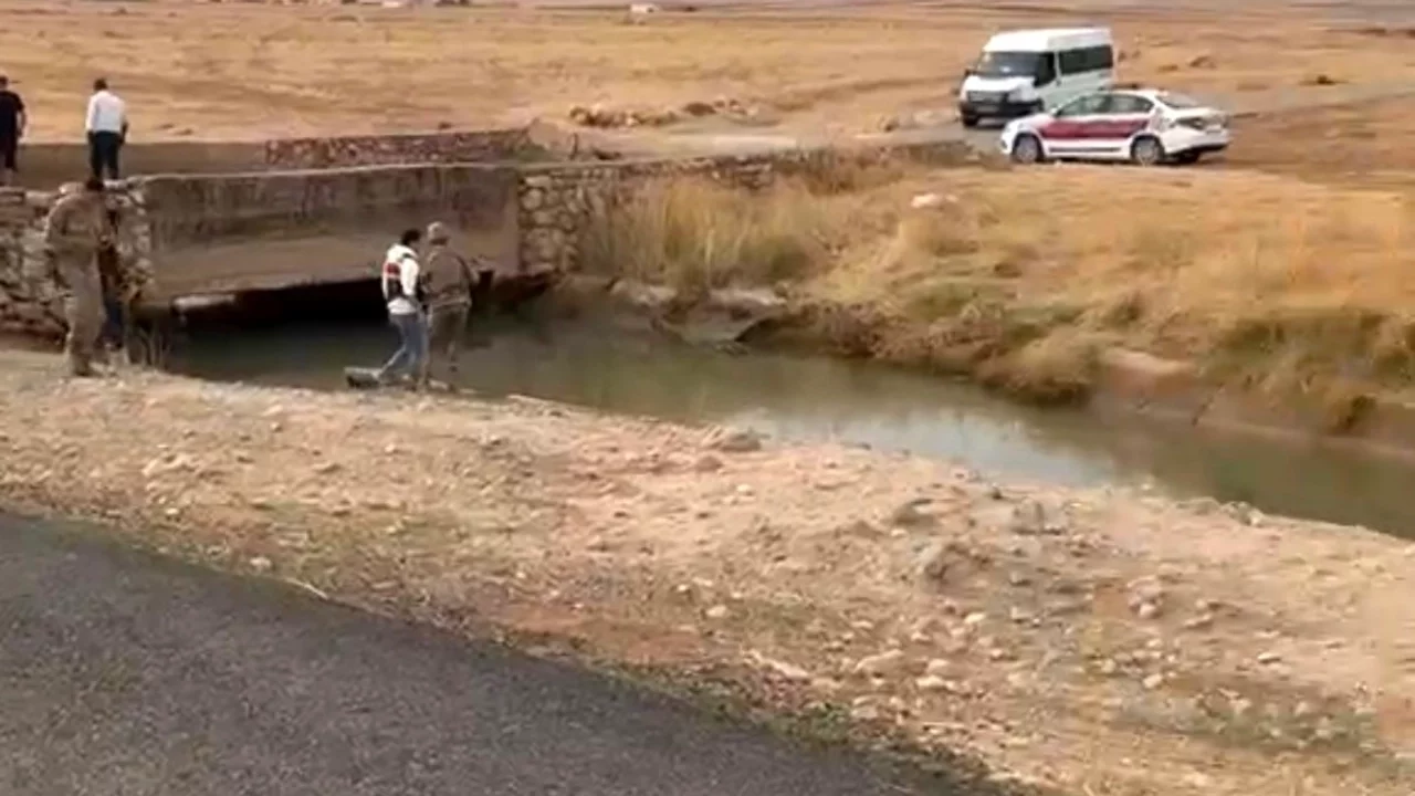 Mardin'de su kanalına düşen otomobildeki 4'ü çocuk 6 kişi hayatını kaybetti