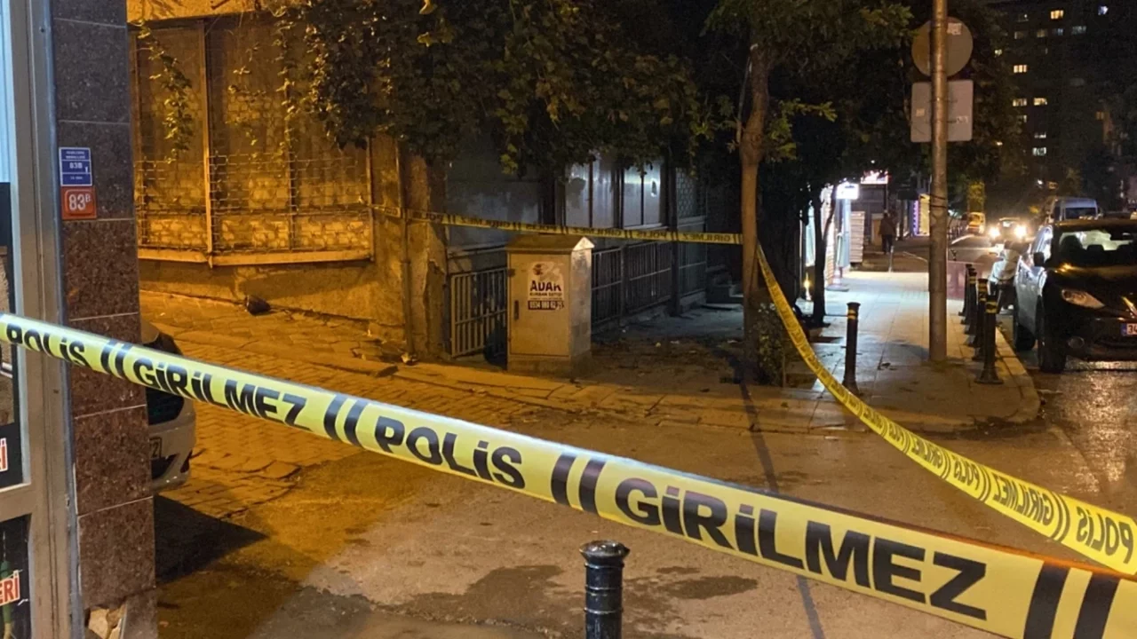 İki grup arasında silahlı kavga