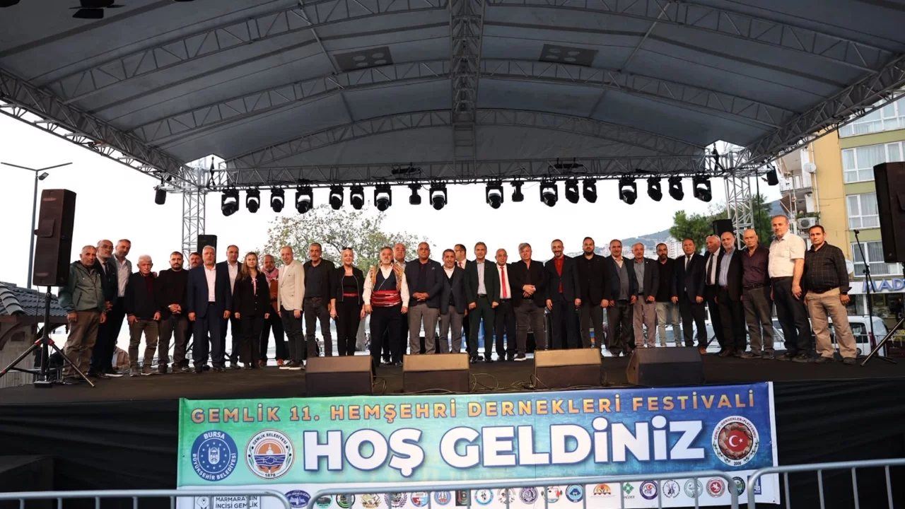 Gemlik Belediyesi 11. Hemşehri Dernekleri Festivali başladı