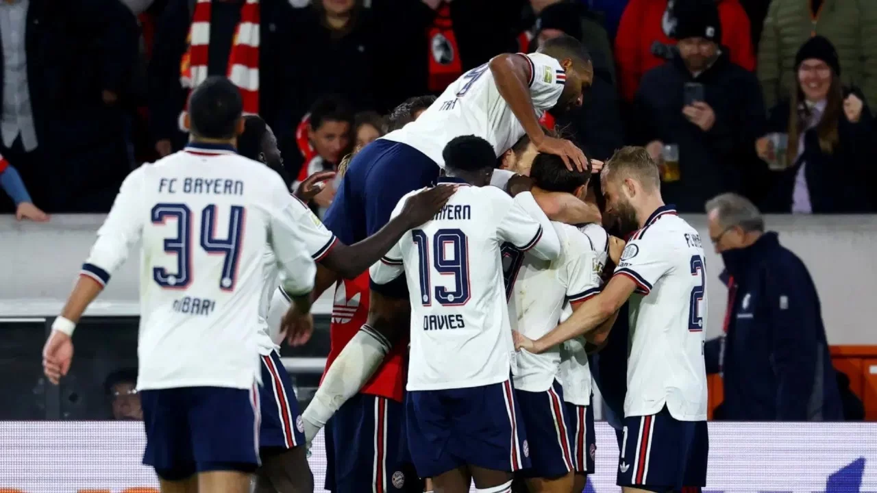 Bayern Münih liderliği üç golle aldı!