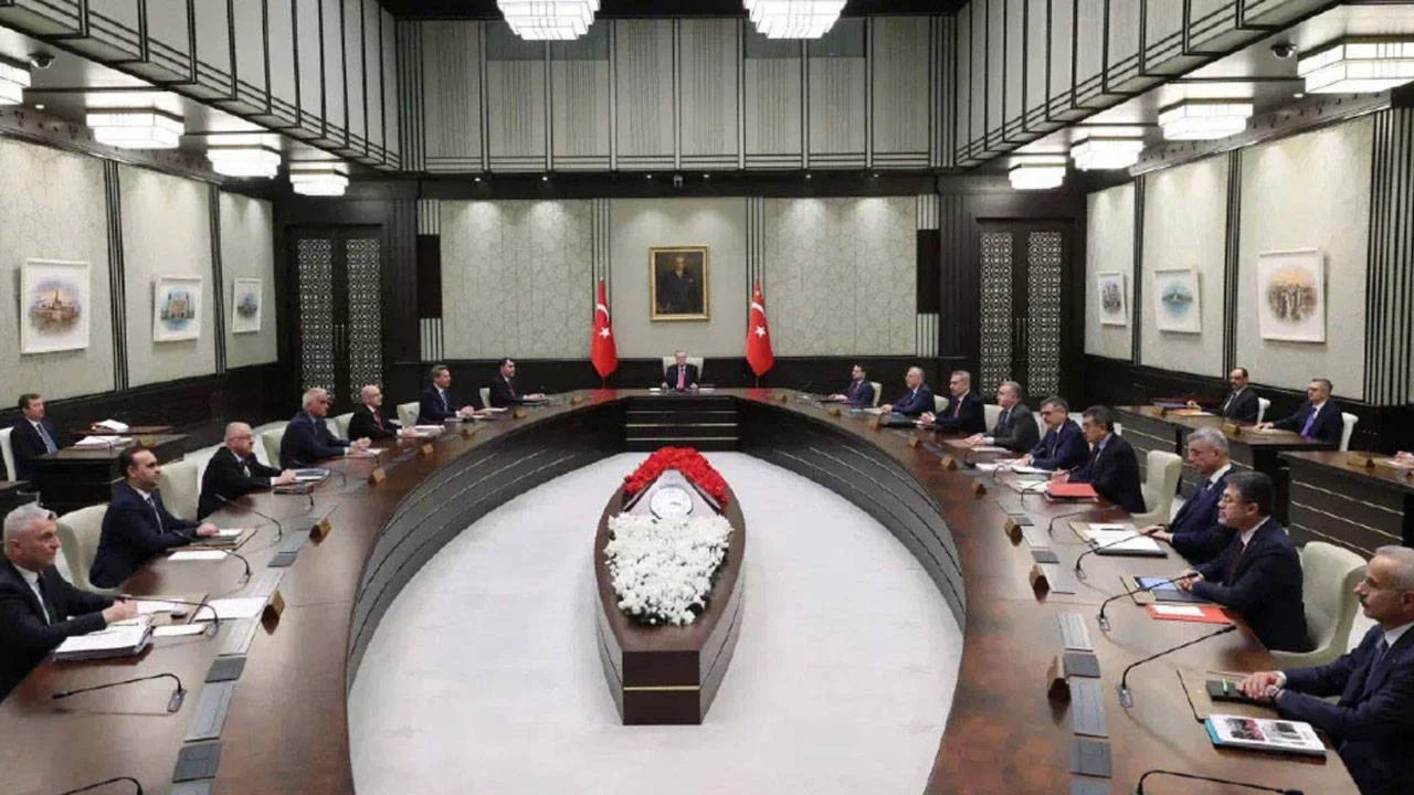 Kabine bugün toplanıyor: Gündemde hangi konular var?