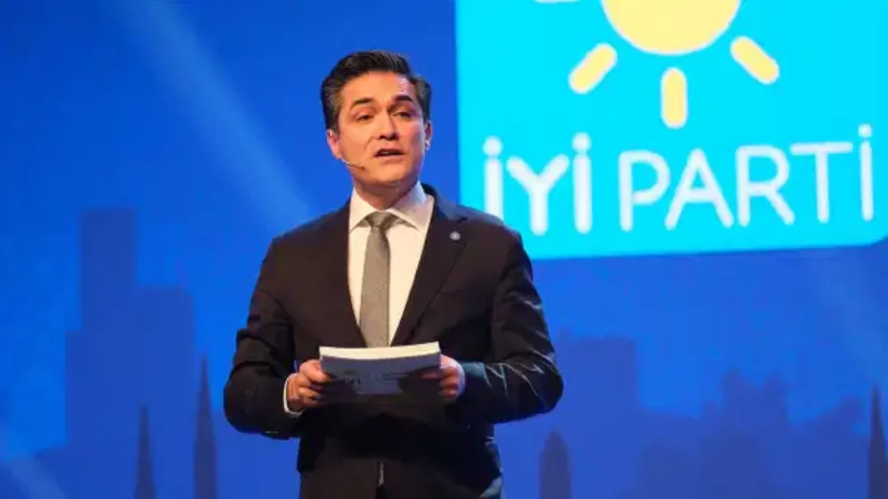 AK Parti'den İYİ Partili Buğra Kavuncu'ya 500 bin TL'lik tazminat davası