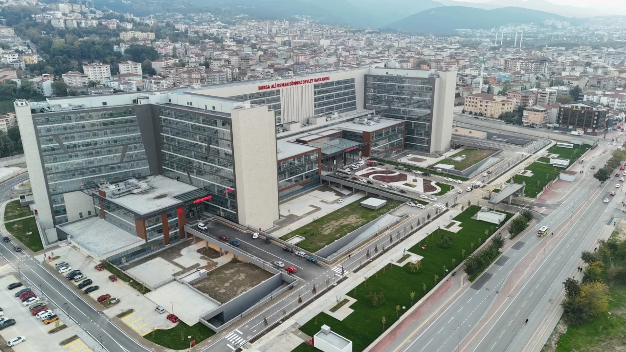 Bursa'nın yıllardır beklediği hastane açıldı! Hasta kabulü başladı
