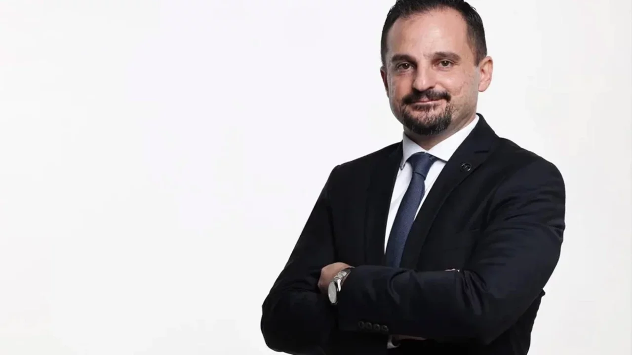 Türkiye Sigorta, genel müdür yardımcısı Sami Özer'in iş sözleşmesini feshetti