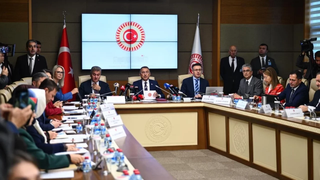 Mekke İttifakı Anlaşması komisyonda kabul edildi