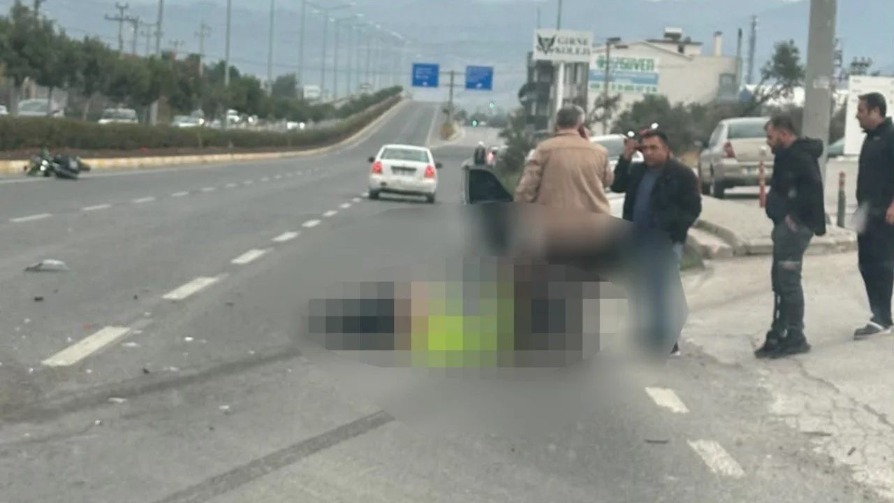 Balıkesir'de otomobil ile çarpışan motosikletli yaşamını yitirdi