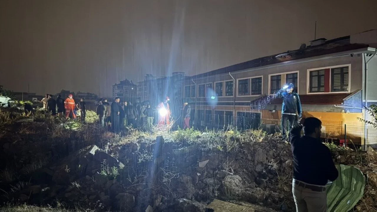 Antalya'da hortum felaketi: 4 işçi öldü, 1 işçi yaralandı