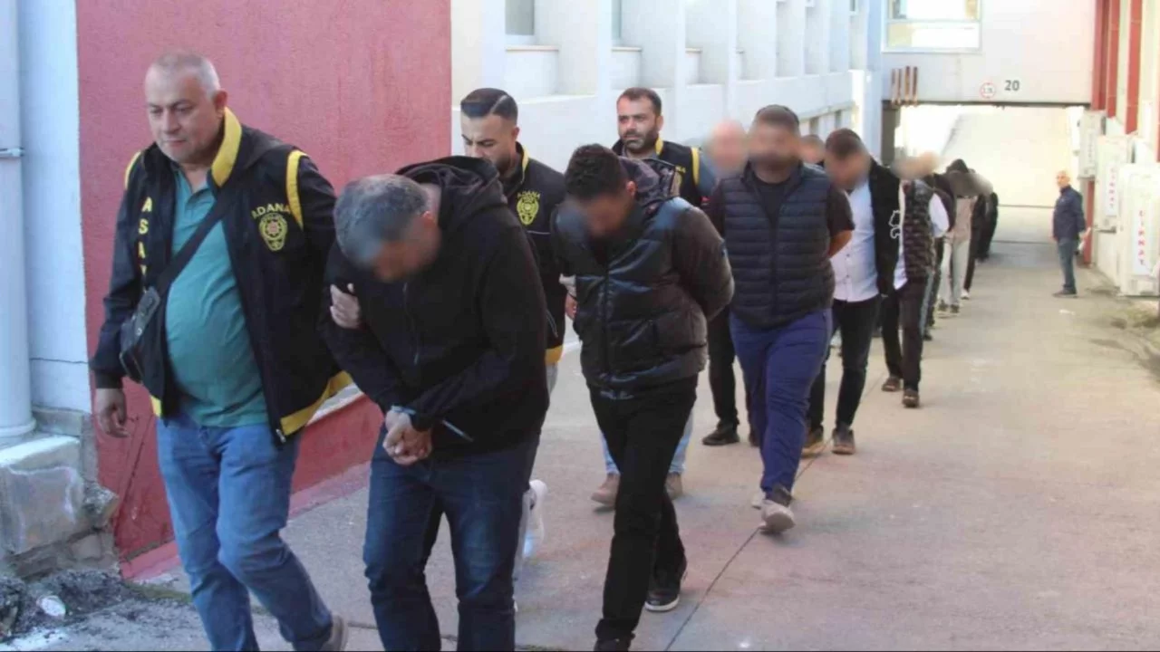 Sahte kazalarla milyonluk vurgun! Aynı otomobil 7 kez kazaya karışmış gibi gösterildi