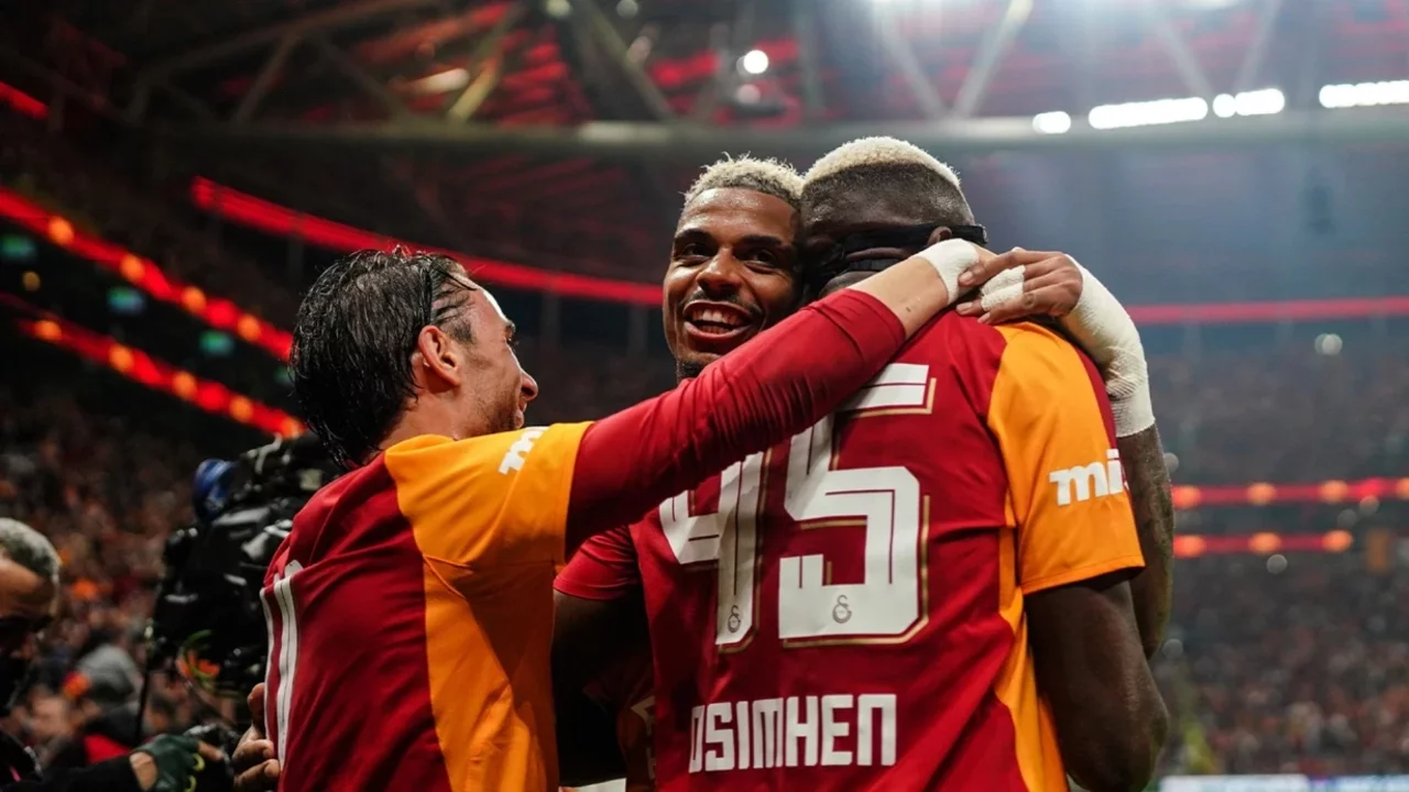 Galatasaray'dan Süper Lig'de yeni rekor: Fenerbahçe'yi geride bıraktı