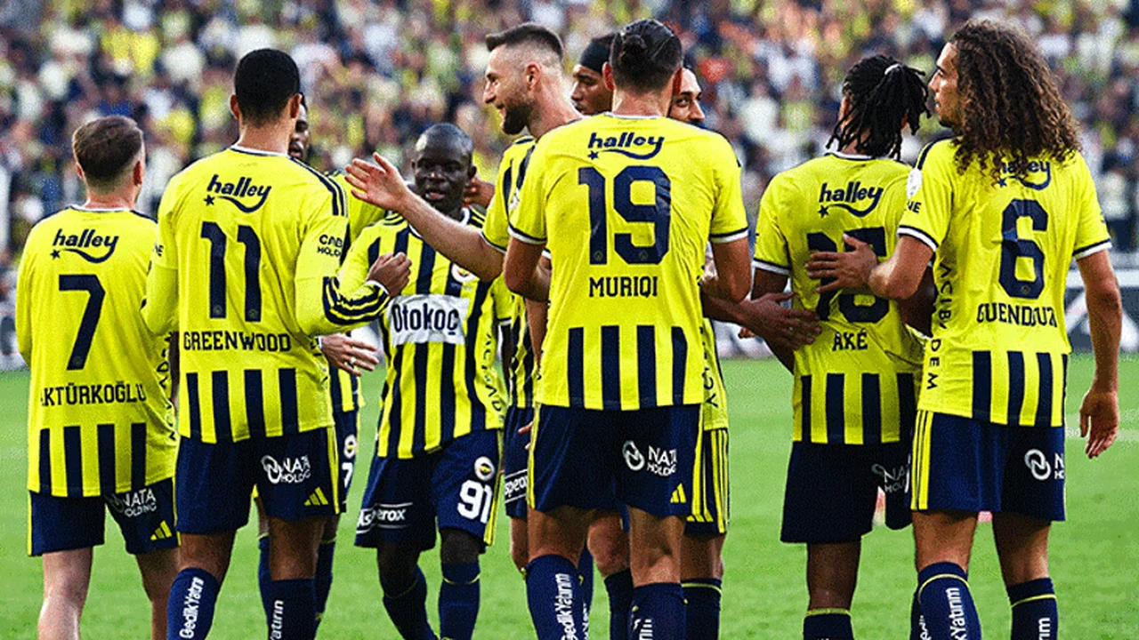 Fenerbahçe'nin yeni alternatif forması ortaya çıktı