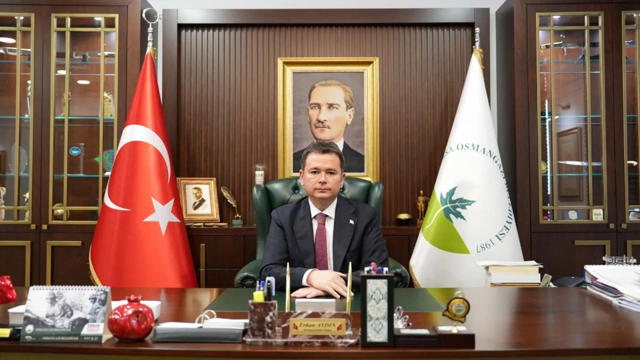 Osmangazi Belediye Başkanı Erkan Aydın'dan 29 Ekim Cumhuriyet Bayramı mesajı