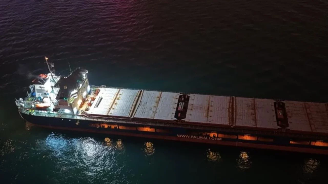 İstanbul Boğazı'nda gemi arızası