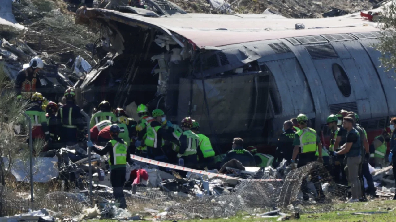 İspanya'da tren kazasının arkasındaki korkunç gerçek! Bilanço ağırlaşıyor