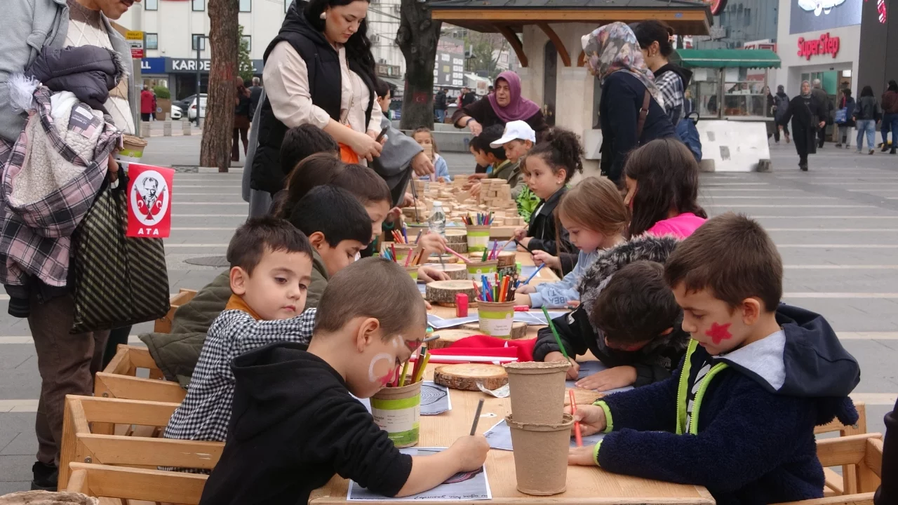 Yeşil Vatan Tırı Bursa'da çocuklarla buluştu