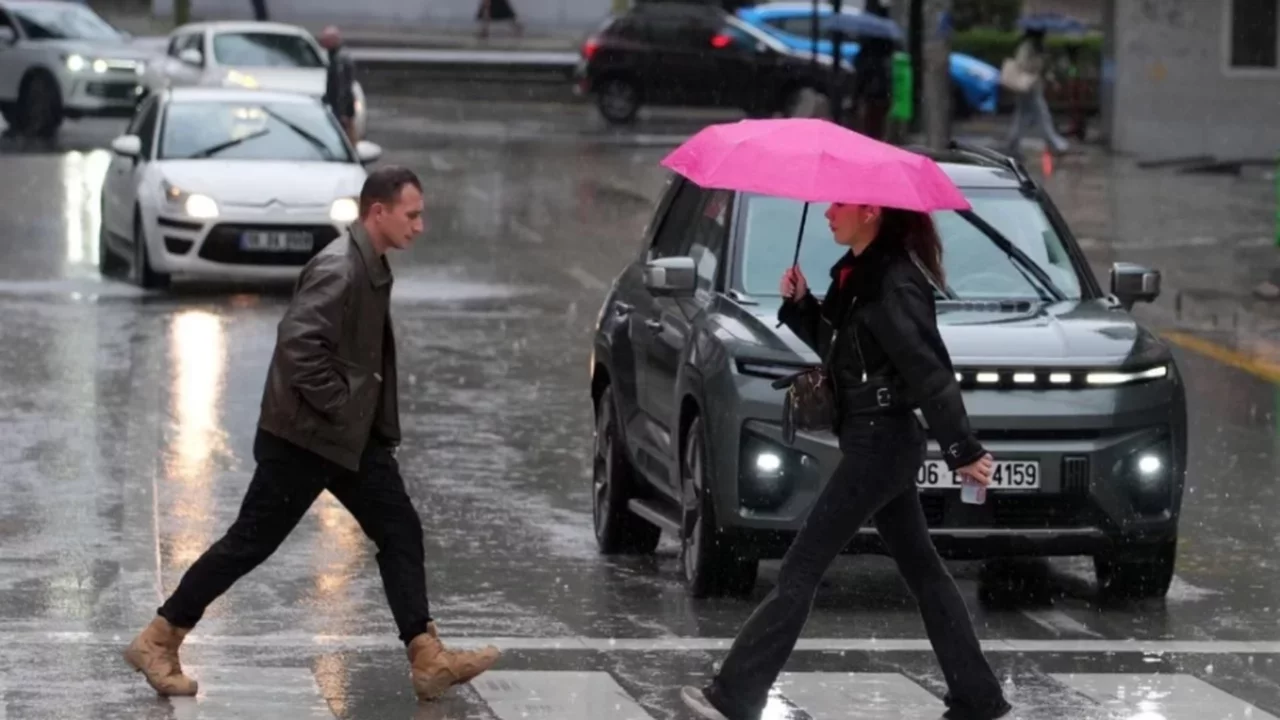 Bursa'ya Meteoroloji'den sarı kodlu uyarı! Kuvvetli yağış ve fırtına bekleniyor