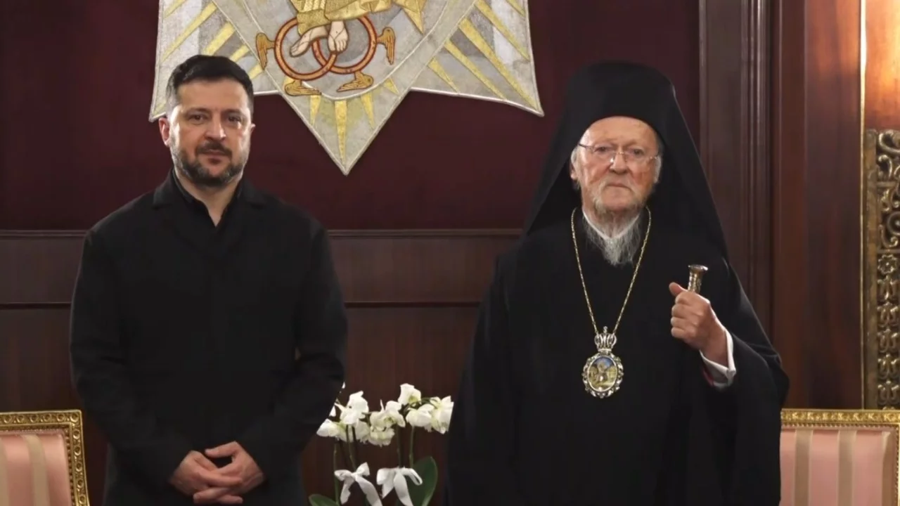 Zelenskiy, Fener Rum Patrikhanesi'ni ziyaret etti