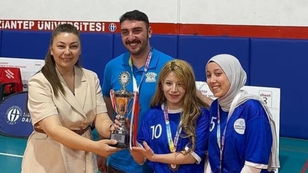 BTÜ'lü genç sporcu Berfin Sönmez hayatını kaybetti!