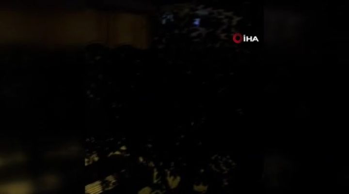 Bursa'da kamyonetle gezen çocuk dehşet saçtı! Polis arabasına çarptı...